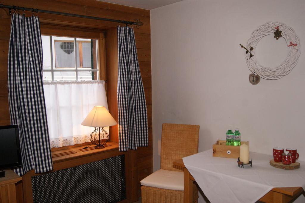 Hotel Arturo Celerina/Schlarigna Ngoại thất bức ảnh