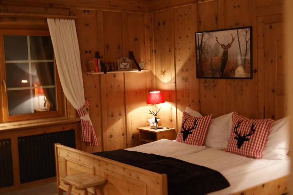 Hotel Arturo Celerina/Schlarigna Ngoại thất bức ảnh